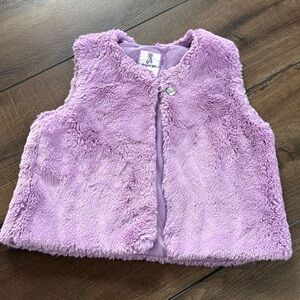 Fur vest for girls size Medium (7/8)